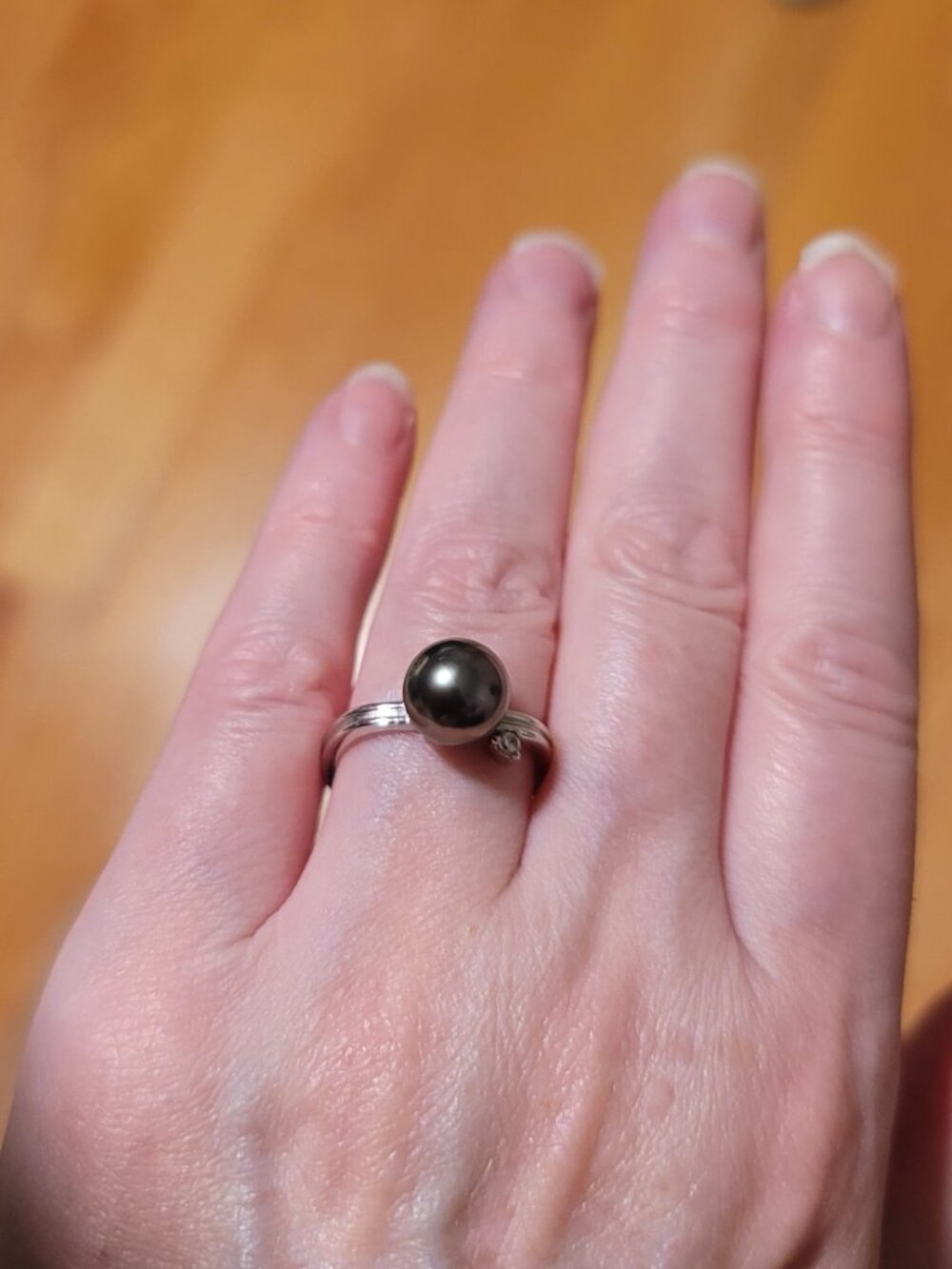 Elegant and Adjustable Black Tahitian Pearl Ring in S925 Sterling Silver